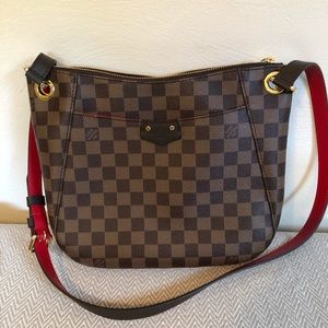Louis Vuitton South Bank Besace Crossbody